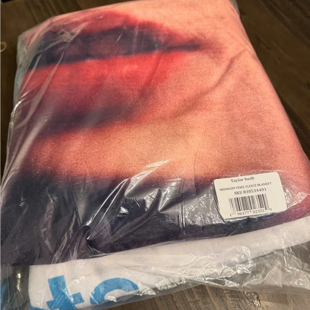 Taylor Swift Pink and Blue Fleece Blanket